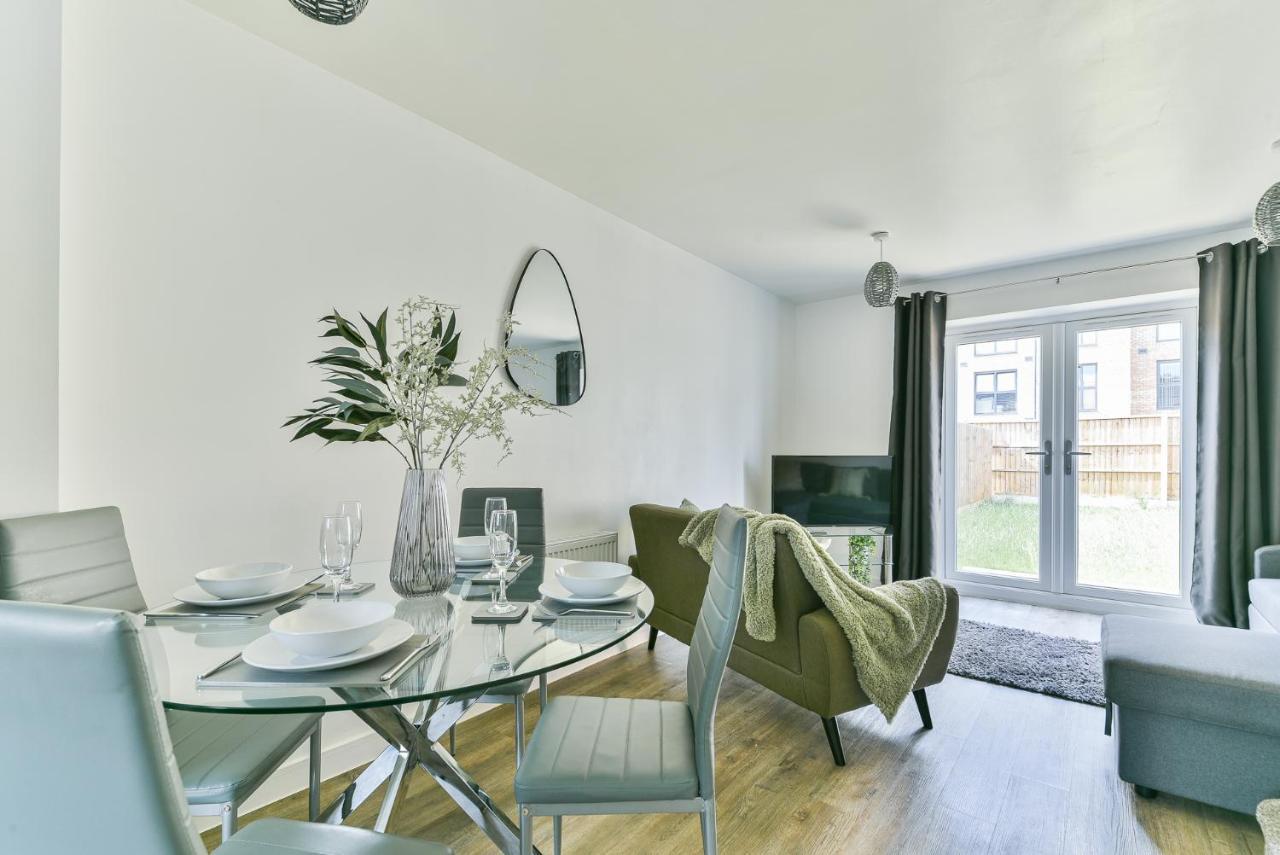 Beautiful New House In Derby For Up To 5 Guests, Suitable For Families Contractors Nhs Staff Etc Exteriér fotografie